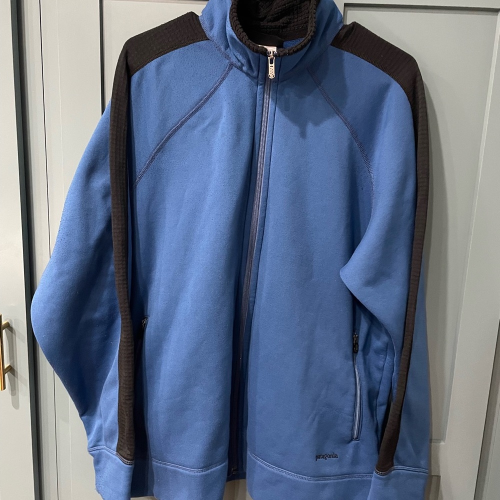 Patagonia jacket. Large, in good condition.
